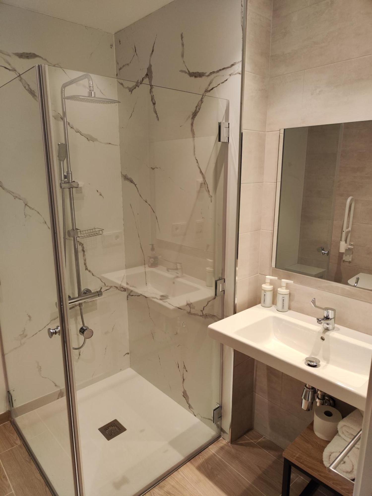 Apartamentos A Pousa Do Asma Чантада Екстериор снимка